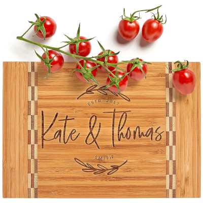 Kitchen Christmas Gifts: Personalized Cutting Board
